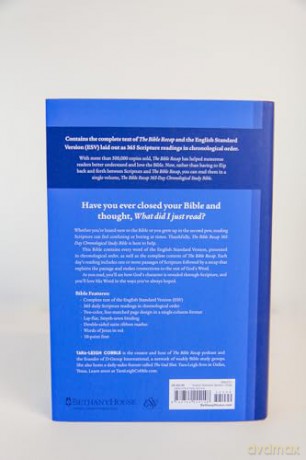 Bible Recap 365-Day Chronological Study Bible, The: English Standard Version - Tara-Leigh Cobble [KSIĄŻKA]