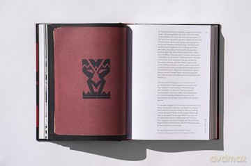 Black, Queer, and Untold: A New Archive of Designers, Artists, and Trailblazers - Jon Key [KSIĄŻKA]