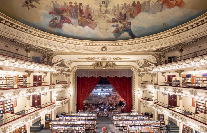 Bookstores of the World: The Ultimate Around-the-world Tour for Bibliophiles and Bookshop Lovers - Jean-Yves Mollier [KSIĄŻKA]