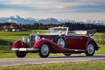 Classic Cars Review: Revised Edition - Michael Görmann [KSIĄŻKA]