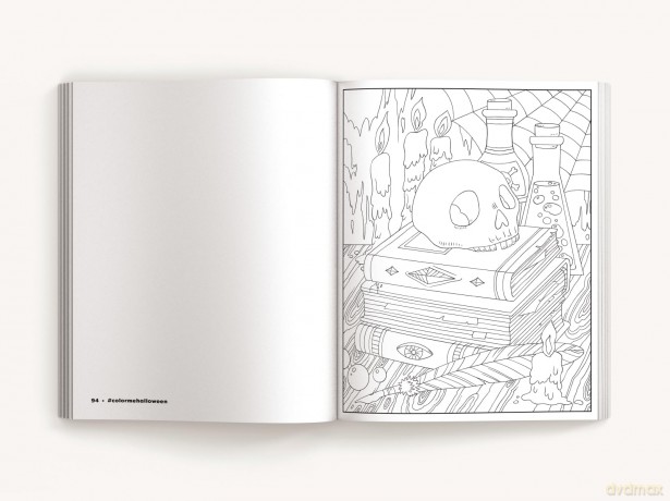 COLOR ME HALLOWEEN SC: A Spooky Coloring Book - Mill Cider [KSIĄŻKA]