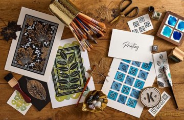 Creative Abstract Mixed Media: The beginner's guide to expressive painting with watercolor and more! - Kate Rebecca Leach [KSIĄŻKA]