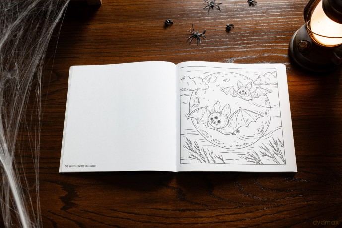 Creepy Kawaii Halloween: 50 Monstrously Cute Coloring Pages - Editors of Cider Mill Press [KSIĄŻKA]