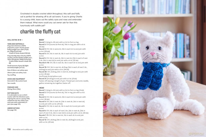 Crocheted Cats: 35 projects to make: Fabulous feline patterns for cushions, accessories, home décor and more - Barbara Donovan [KSIĄŻKA]