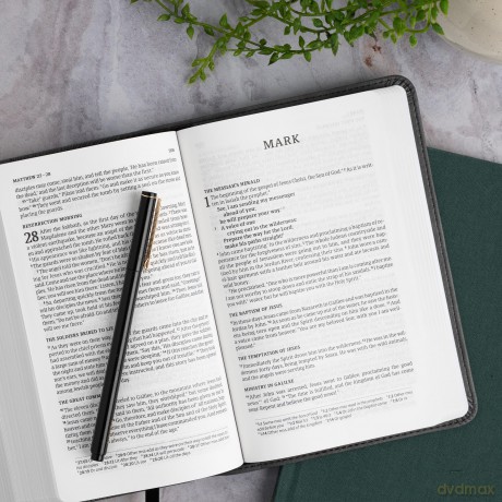CSB Single-Column Compact Bible, Digital Study Edition, Charcoal LeatherTouch - CSB Bibles by Holman [KSIĄŻKA]