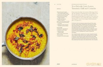 Curry: Recipes From Indian Home Kitchens - Maunika Gowardhan [KSIĄŻKA]