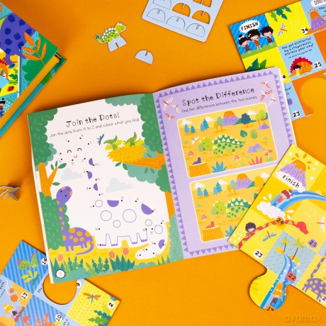 Dinosaur Board Game Set - Includes 2 Games and Activity Book - Sarah Wade [KSIĄŻKA]