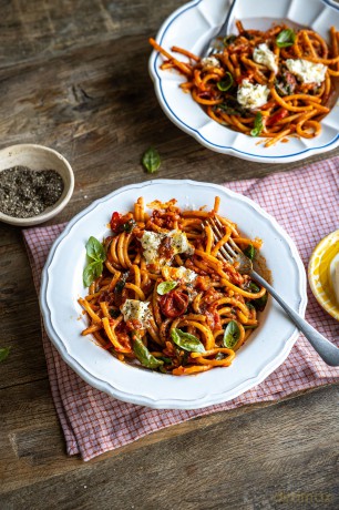 Donal's Real Time Recipes: Get dinner on the table in 30 minutes or less - Donal Skehan [KSIĄŻKA]