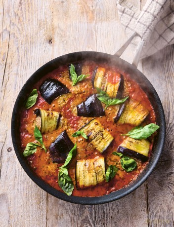 Eat Yourself Healthy: Jamie's Ultimate Cookbook for Everyday Healthy Eating - With a 2-Week Health Kickstart Plan - Jamie Oliver [KSIĄŻKA]