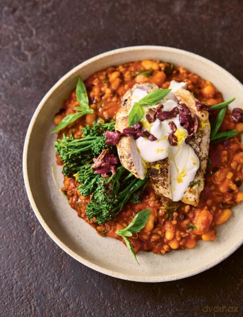 Eat Yourself Healthy: Jamie's Ultimate Cookbook for Everyday Healthy Eating - With a 2-Week Health Kickstart Plan - Jamie Oliver [KSIĄŻKA]