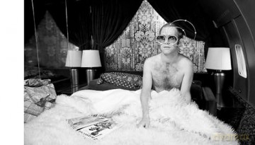 Elton John: Icon - Iconic Images [KSIĄŻKA]