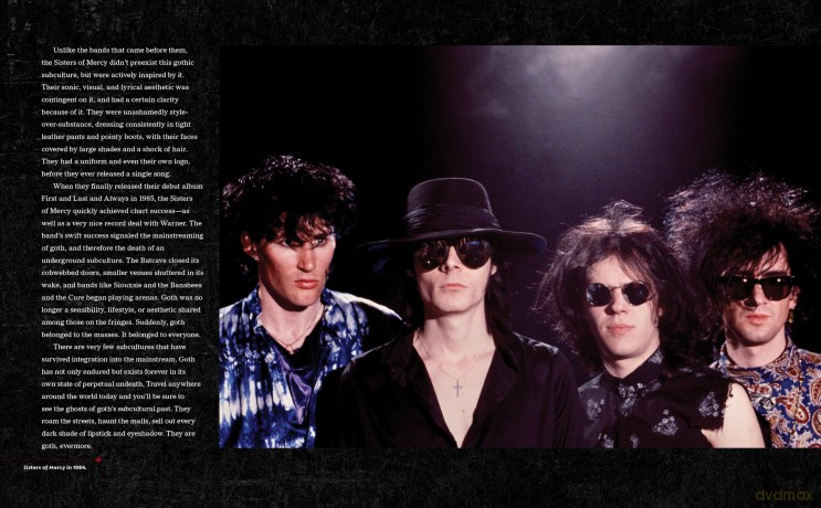Eternal Goth: Exploring the World's Most Enigmatic Cultural Movement - Emma Madden [KSIĄŻKA]