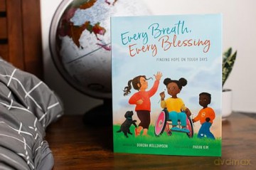 Every Breath, Every Blessing: Finding Hope on Tough Days - Dorena Williamson [KSIĄŻKA]