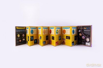 Explore the Solar System: A Fold-Out, Lift-the-Flap Book - DK [KSIĄŻKA]