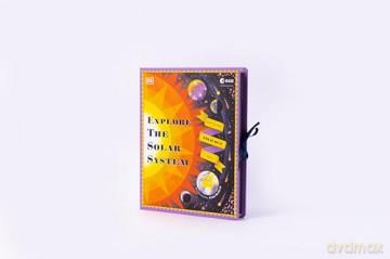 Explore the Solar System: A Fold-Out, Lift-the-Flap Book - DK [KSIĄŻKA]