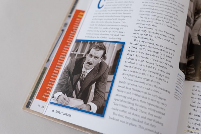 Fawlty Towers: Fawlts and All: A 50th anniversary celebration of the nation's beloved sitcom - John Cleese [KSIĄŻKA]