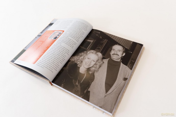 Fawlty Towers: Fawlts and All: A 50th anniversary celebration of the nation's beloved sitcom - John Cleese [KSIĄŻKA]