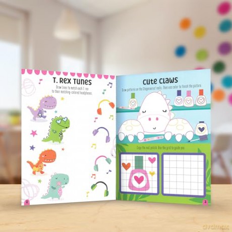 Fierce and Fabulous Dinosaurs Activity Book - Amber Oliver [KSIĄŻKA]