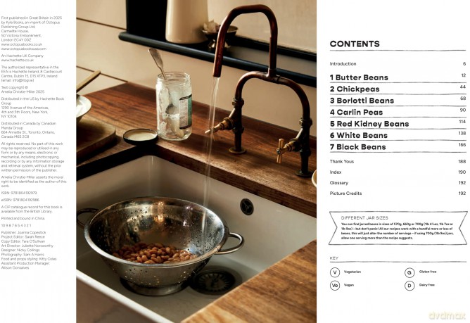 Full of Beans: Delicious Beany Recipes to Obsess Over - Amelia Christie-Miller [KSIĄŻKA]