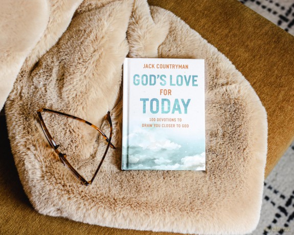 God's Love for Today: 100 Devotions to Draw You Closer to God - Jack Countryman [KSIĄŻKA]