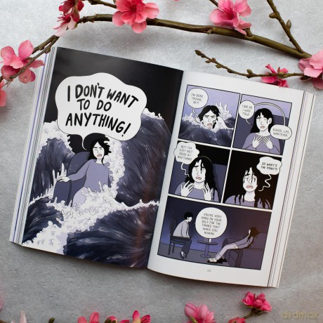 Halfway There: A Graphic Memoir of Self-Discovery - Christine Mari [KSIĄŻKA]