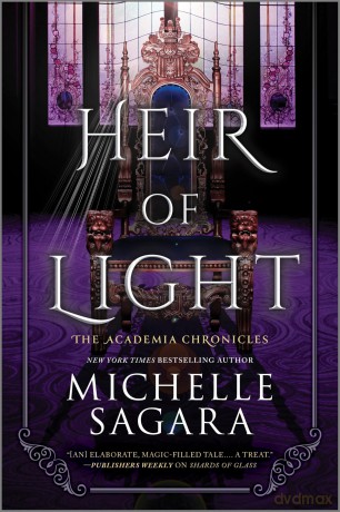 Heir of Light: A Novel: 2 - Michelle Sagara [KSIĄŻKA]