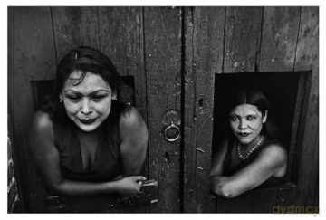 Henri Cartier-Bresson: The Decisive Moment - Henri Cartier-Bresson [KSIĄŻKA]