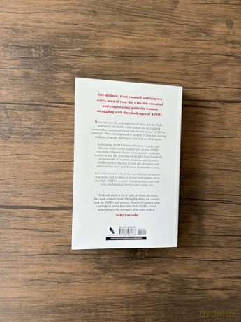 Invisible ADHD: Proven Mood and Life Management for Smart Yet Scattered Women - Shanna Pearson [KSIĄŻKA]
