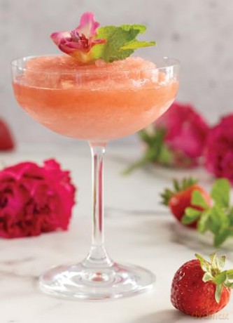 It's 5 o'clock Somewhere, Anniversary Edition: The Enhanced Global Guide to Fabulous Cocktails - Colleen Mullaney [KSIĄŻKA]