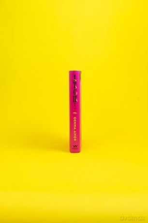 ITCH!: The darkly feminist horror novel crawling under your skin for Halloween 2025 - Gemma Amor [KSIĄŻKA]