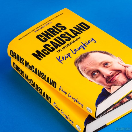 Keep Laughing: The Laugh-Out-Loud Memoir from Beloved Comedian and Strictly Winner, Chris McCausland - Chris McCausland [KSIĄŻKA]