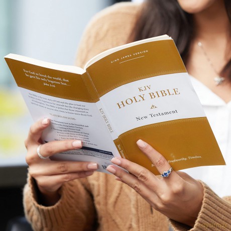 KJV Holy Bible: New Testament Paperback, Comfort Print: King James Version: Holy Bible, King James Version - Thomas Nelson [KSIĄŻKA]