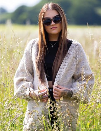 Learn to Knit the Easy Way: Chunky Yarns, Big Needles, 16 Fabulous Projects - Val Pierce [KSIĄŻKA]