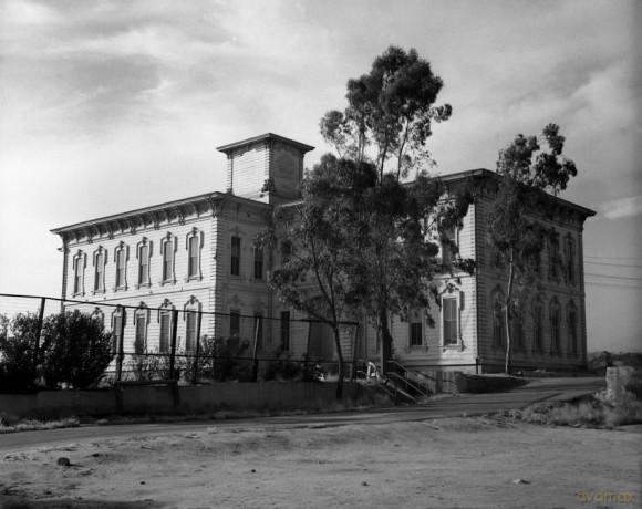 Los Angeles Before the Freeways: Images of an Era 1850-1950 - Arthur Hylen [KSIĄŻKA]