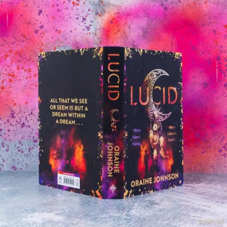 Lucid: The mind-blowing, genre-bending fantasy debut dreams are made of! - Oraine Johnson [KSIĄŻKA]