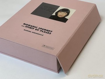 Marina Abramovic: Nomaid Journey and Spirit of Places: Collector's Box - Marina Abramovic [KSIĄŻKA]