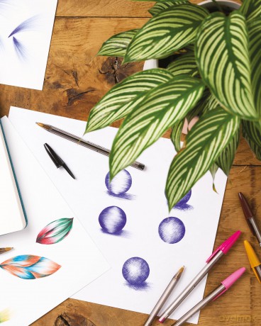 Me and My Ballpoint Pen: Discover Art Beyond the Doodle: Drawing Skills and Abstract Drills for Artistic Excellence - Me and My Ballpoint Pen Jennifer Mullin [KSIĄŻKA]