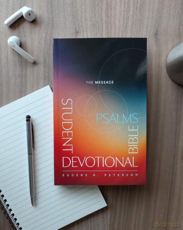 Message Student Devotional Bible: Psalms - Eugene H. Peterson [KSIĄŻKA]
