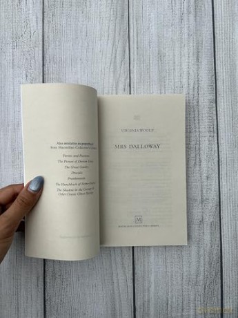 Mrs Dalloway: Virginia Woolf - Virginia Woolf [KSIĄŻKA]