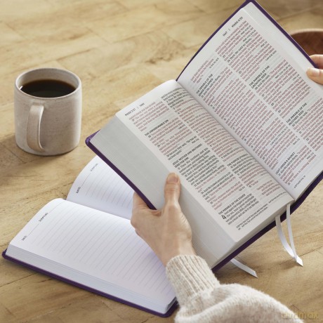NKJV Personal Size End-of-verse Reference Bible with Journal SET, Purple Leathersoft, Comfort Print - Thomas Nelson [KSIĄŻKA]