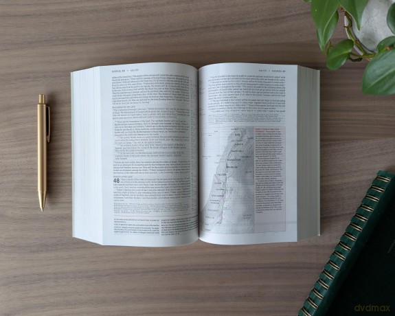NLT Life Application Study Bible, Third Edition, Personal Size - Tyndale House [KSIĄŻKA]