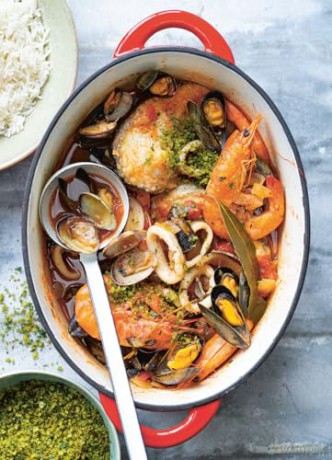One Pot: 100 Simple Recipes to Cook Together - Amandine Bernardi [KSIĄŻKA]