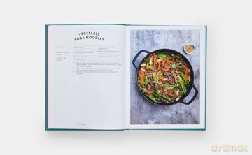 One Pot: 100 Simple Recipes to Cook Together - Amandine Bernardi [KSIĄŻKA]