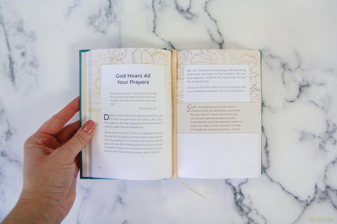 Prayers for Peace of Mind: Scripture and Encouragement for Days of Anxiety, Worry, and Stress - Holley Gerth [KSIĄŻKA]