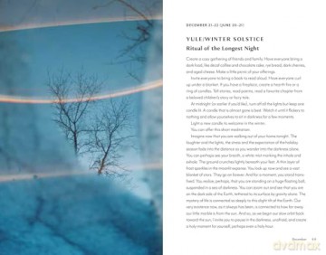 Quietly Wild: Poems, Photographs, and Rituals to Mark the Seasons - Alix Klingenberg [KSIĄŻKA]