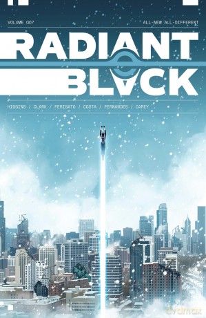 Radiant Black Volume 7: A Massive-Verse Book - Kyle Higgins [KSIĄŻKA]