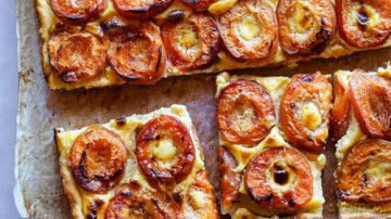 Simply Swiss: 64 Essential Recipes from the Heart of Europe - Andie Pilot [KSIĄŻKA]