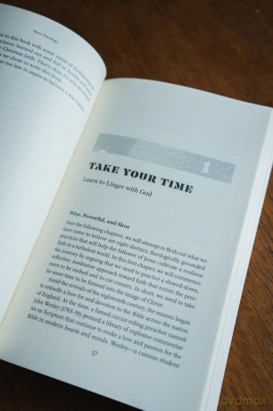 Slow Theology: Eight Practices for Resilient Faith in a Turbulent World - Nijay K. Gupta [KSIĄŻKA]