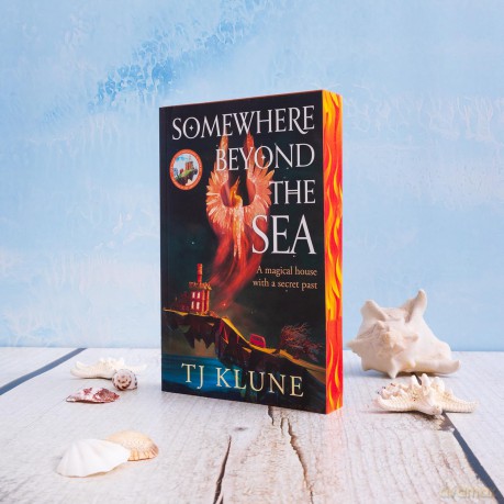 Somewhere Beyond the Sea: The No. 1 New York Times bestseller and heart-warming sequel to The House in the Cerulean Sea **Special Limited Edition First Printing**: 2 - TJ Klune [KSIĄŻKA]