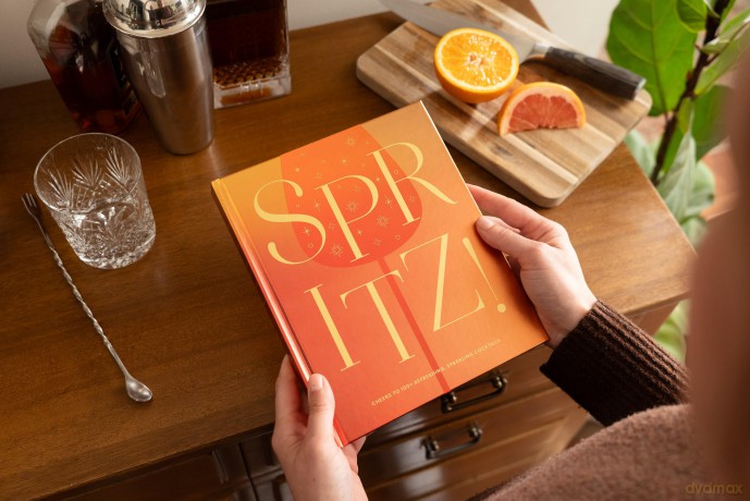 Spritz!: Cheers to 100+ Refreshing, Sparkling Cocktails - The Coastal Kitchen [KSIĄŻKA]